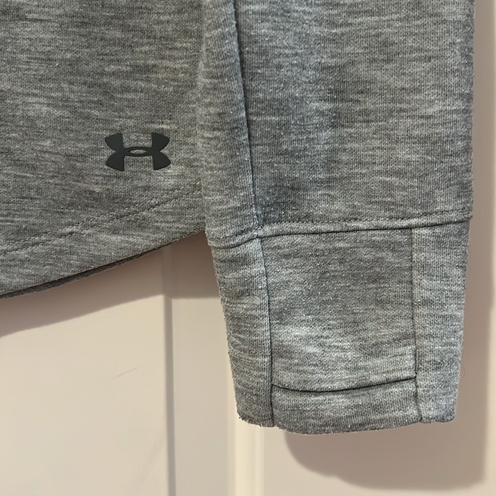 Notre Dame Fighting Irish Under Armour Gray Pullover Running Lightweight Size S - Picture 3 of 10